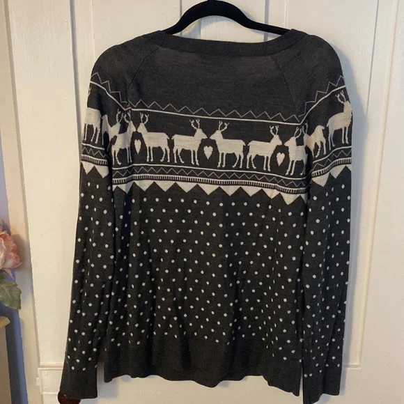 Loft Reindeer Sweater - Picture 5 of 5